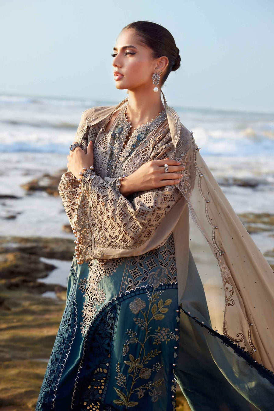 Maria.B Embroidered Lawn Unstitched 3Pc Suit EL-25-08