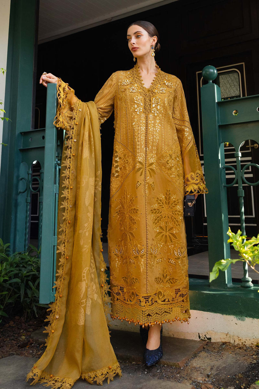 Maria.B Luxury Lawn Eid-2 Unstitched Embroidered 3Pc Suit EL-26-07