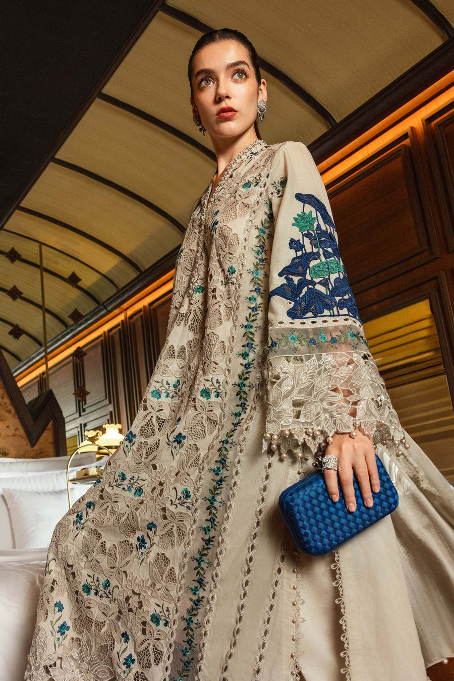 Maria.B Luxury Lawn Eid-2 Unstitched Embroidered 3Pc Suit EL-26-08
