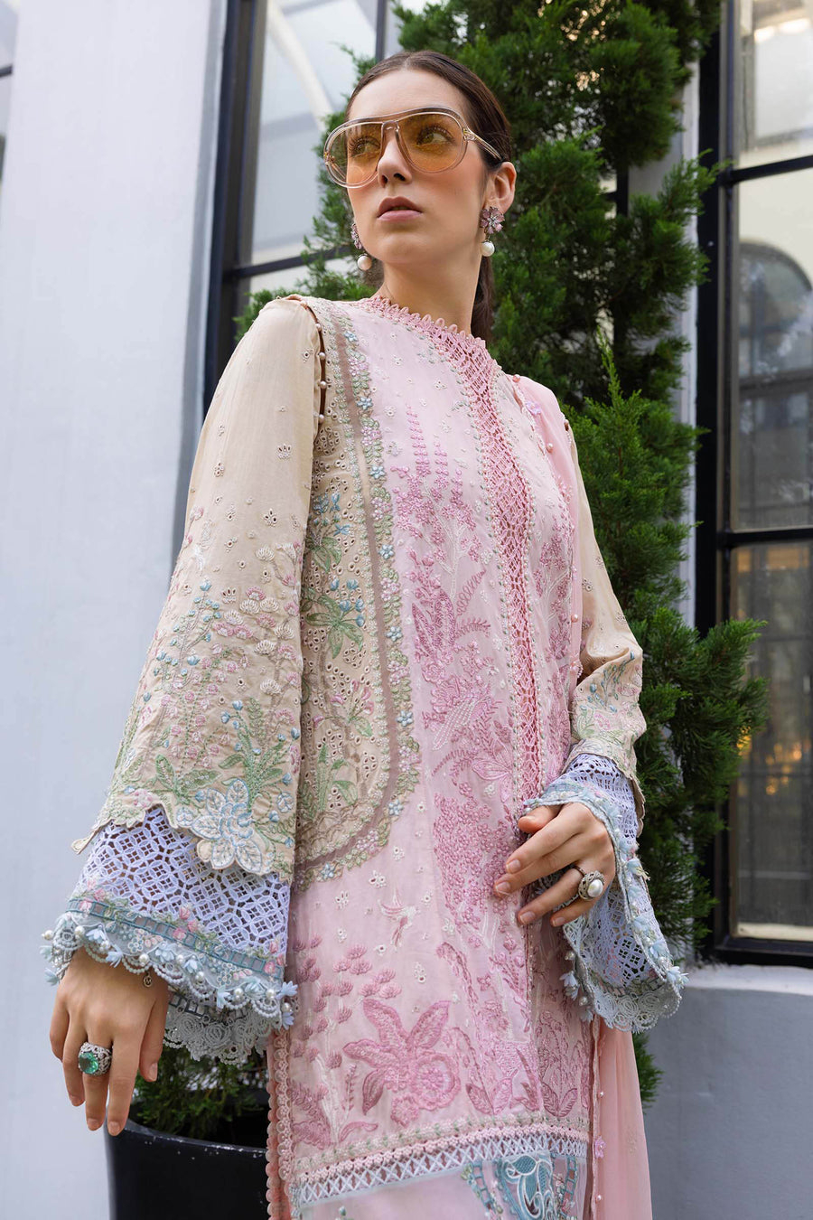 Maria.B Luxury Lawn Eid-2 Unstitched Embroidered 3Pc Suit EL-26-09