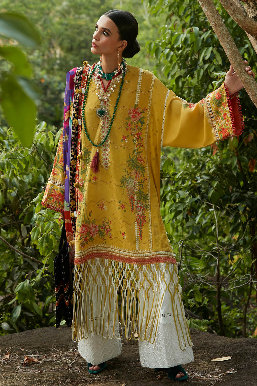 ELAN Embroidered Luxury Lawn Unstitched 3Piece Suit EL23-04-A ERINA