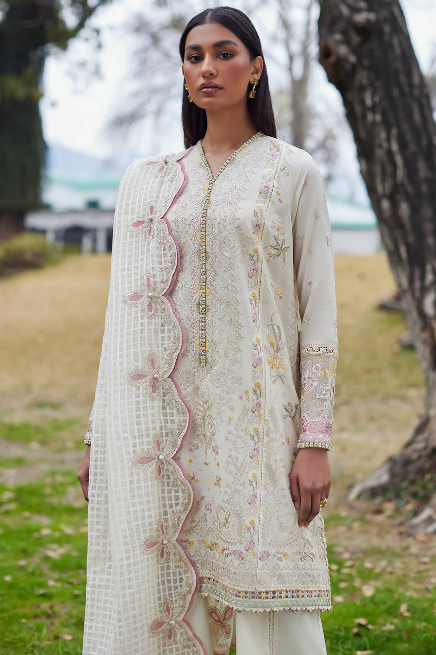 ELAN Embroidered Luxury Lawn Unstitched 3Pc Suit EL24-05A NEZIHA