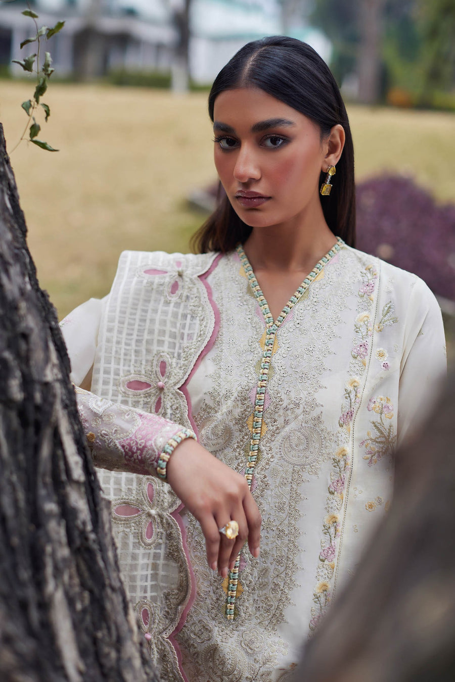ELAN Embroidered Luxury Lawn Unstitched 3Pc Suit EL24-05A NEZIHA