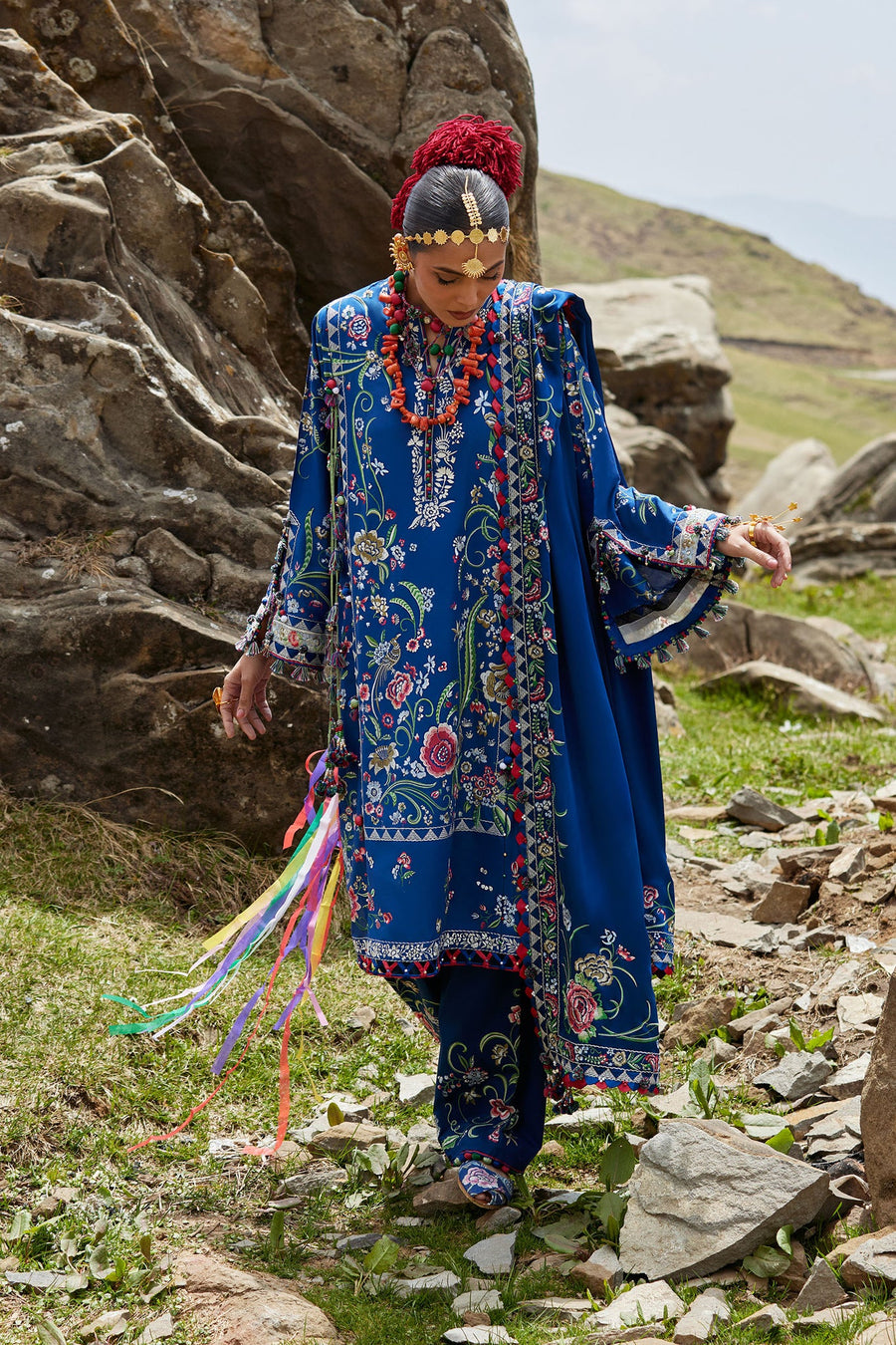 ELAN Embroidered Luxury Lawn Unstitched 3Pc Suit EL26-01B ZABAR