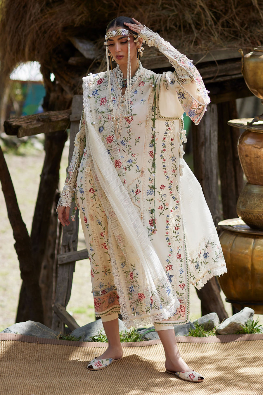ELAN Embroidered Luxury Lawn Unstitched 3Pc Suit EL26-03B SOZRAAG