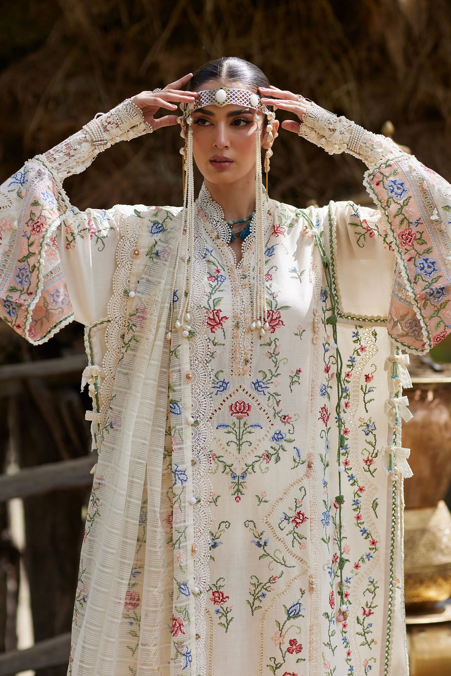 ELAN Embroidered Luxury Lawn Unstitched 3Pc Suit EL26-03B SOZRAAG