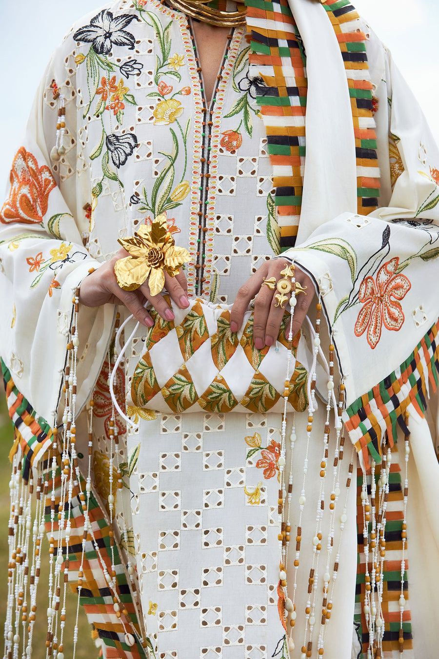 ELAN Embroidered Luxury Lawn Unstitched 3Pc Suit EL26-09A SONAMARG