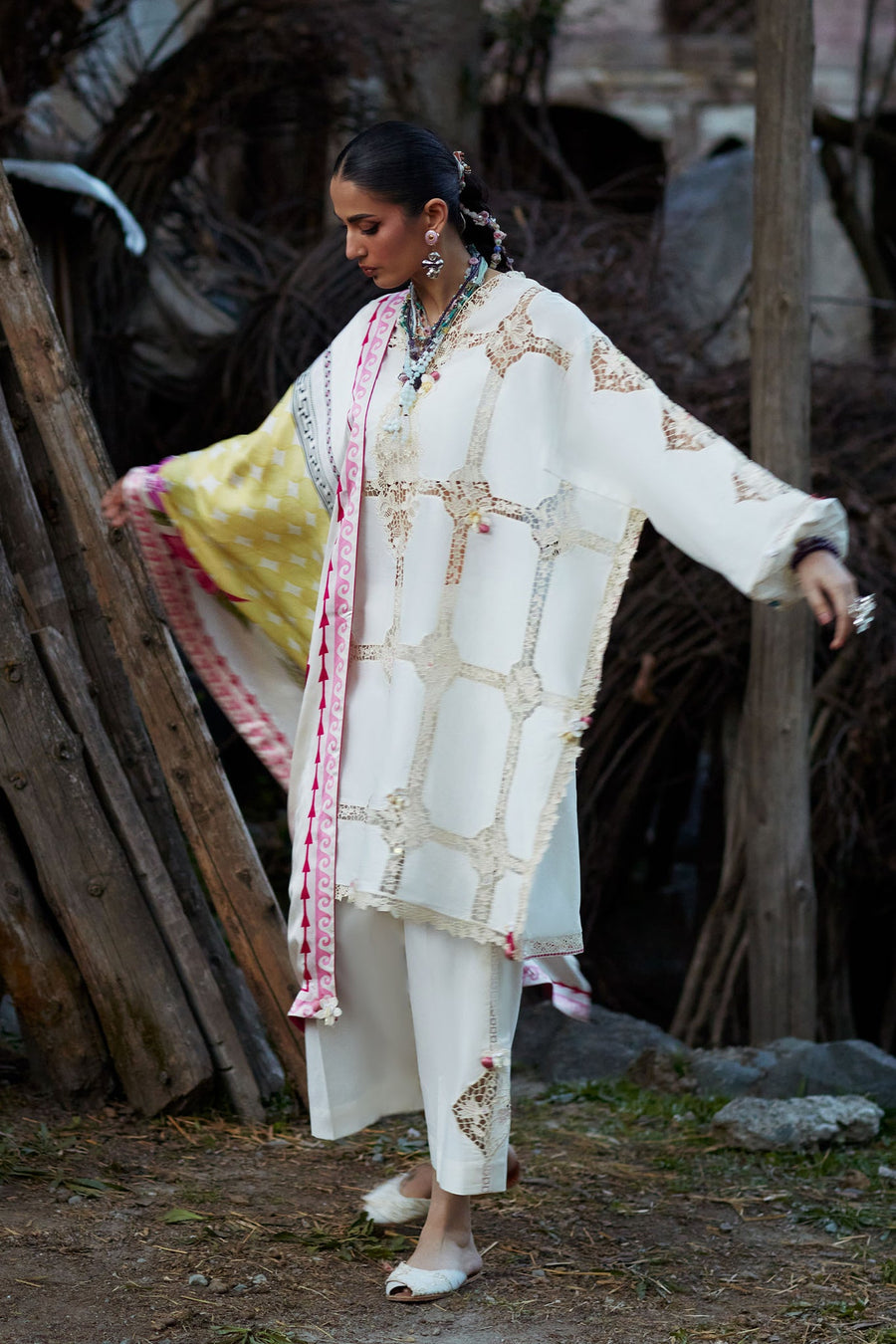 ELAN Embroidered Luxury Lawn Unstitched 3Pc Suit EL26-11B ZÉRIN