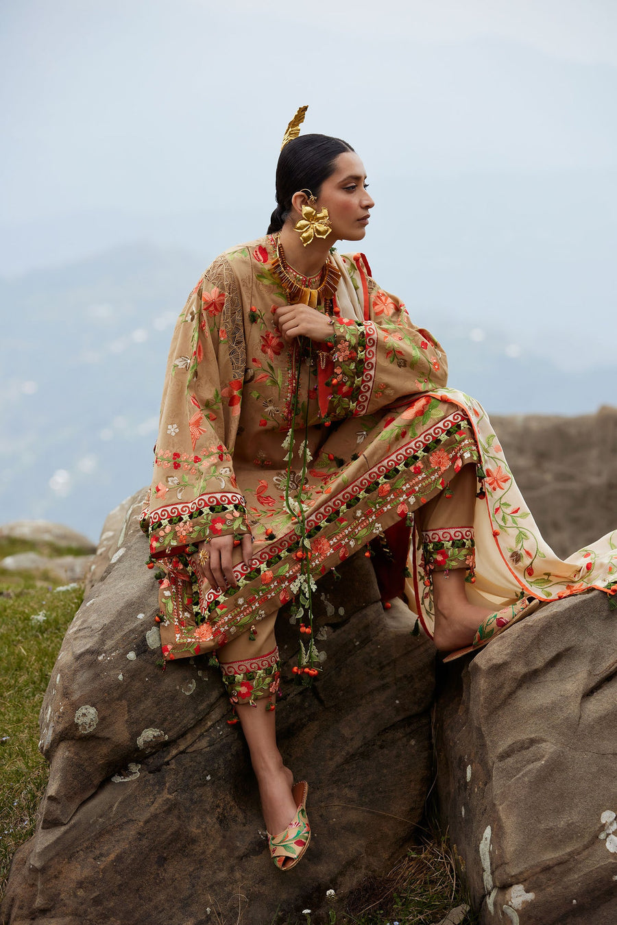 ELAN Embroidered Luxury Lawn Unstitched 3Pc Suit EL26-12B DEODAR