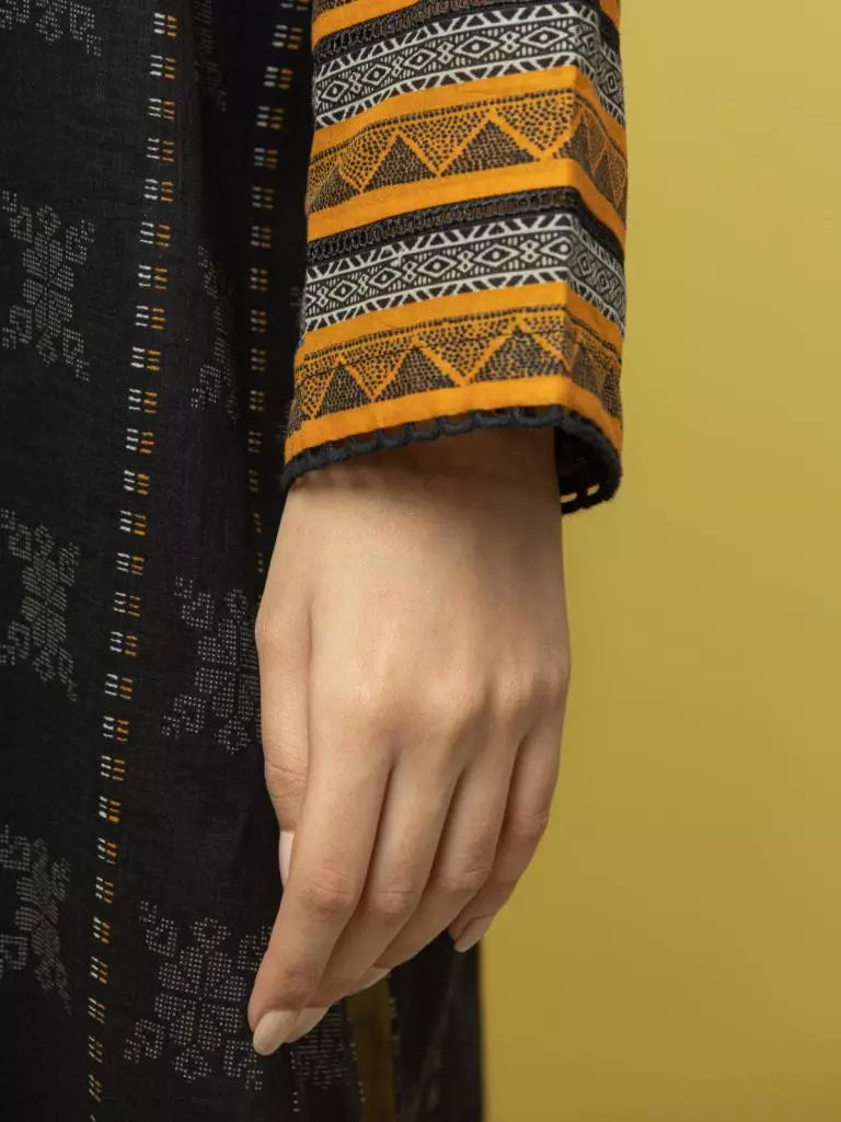edenrobe Allure Lawn Unstitched Printed 3Pc Suit EWU23A1-26102