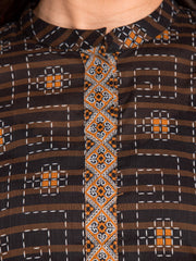 edenrobe Allure Printed Khaddar Unstitched 3Pc Suit EWU23A3-27194-3P
