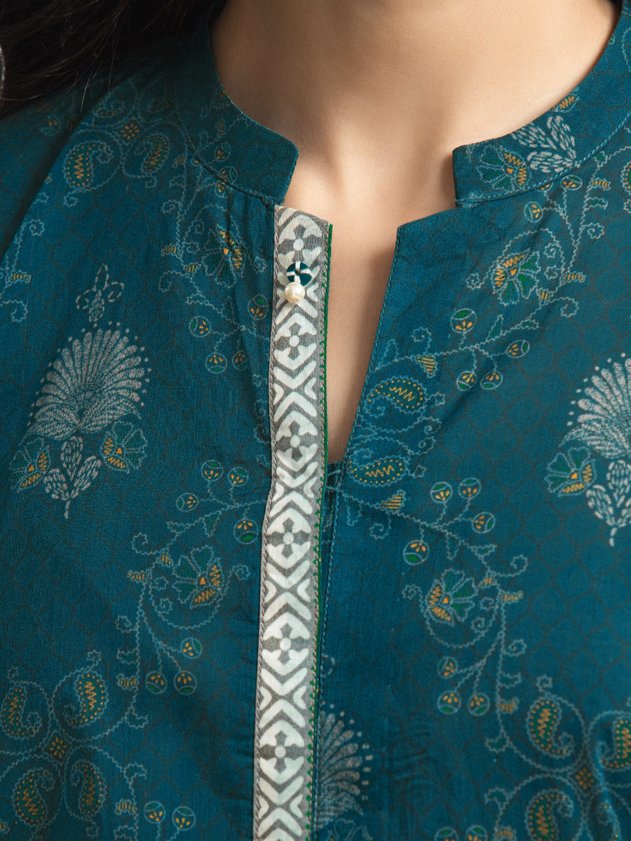 edenrobe Allure Printed Khaddar Unstitched 3Pc Suit EWU23A3S-27617-3P