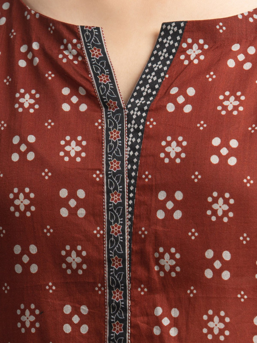 edenrobe Allure Printed Khaddar Unstitched 3Pc Suit EWU23A3S-27631-3P