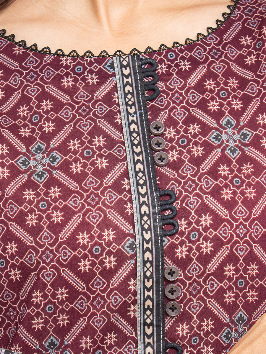 edenrobe Allure Lawn Unstitched Printed 3Pc Suit EWU24A1-28192-3P