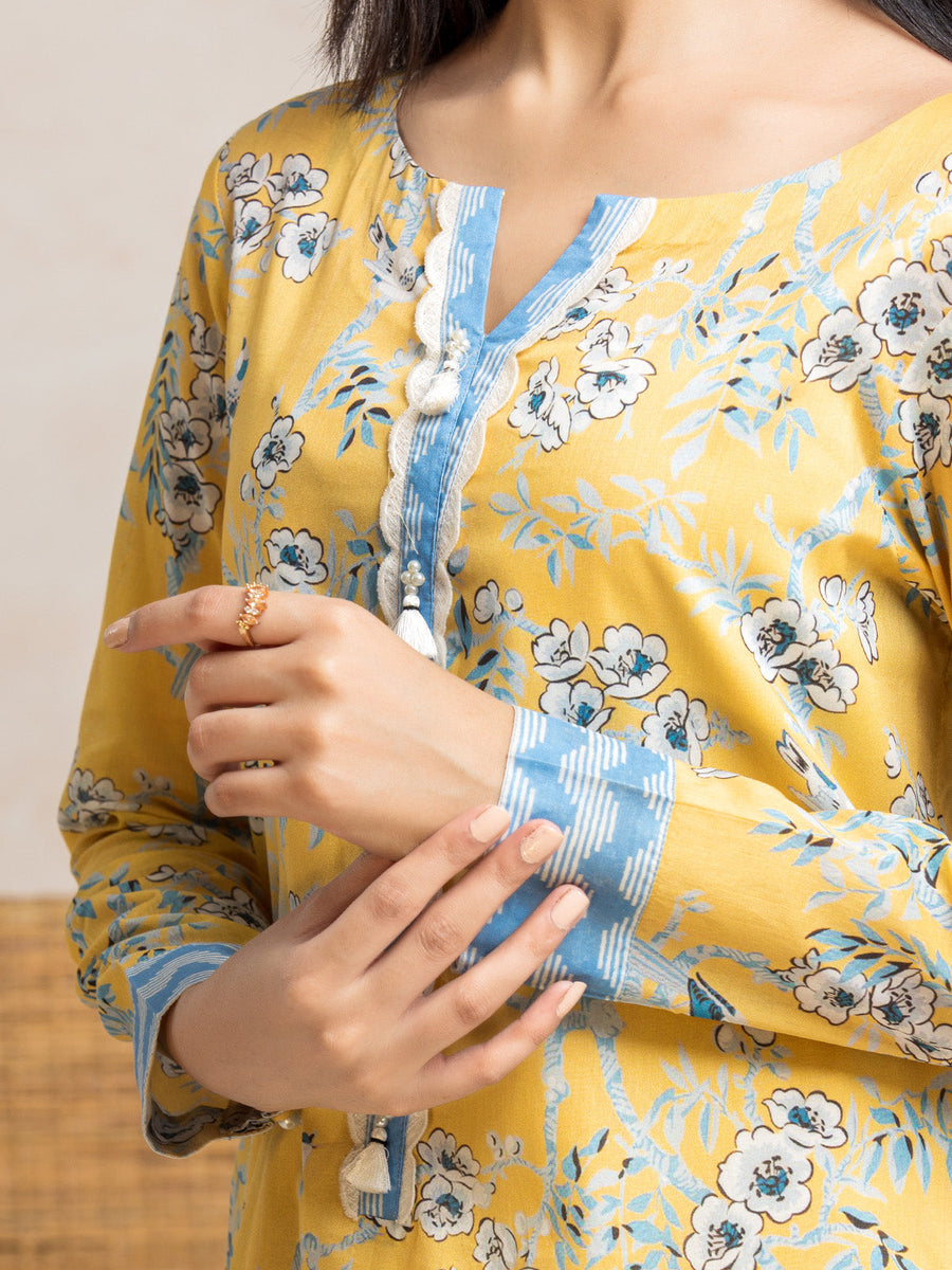edenrobe Allure Cambric Unstitched Printed 3Pc Suit EWU24A2-28201