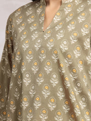 edenrobe Allure Khaddar Unstitched Printed 3Pc Suit EWU24A3-29608
