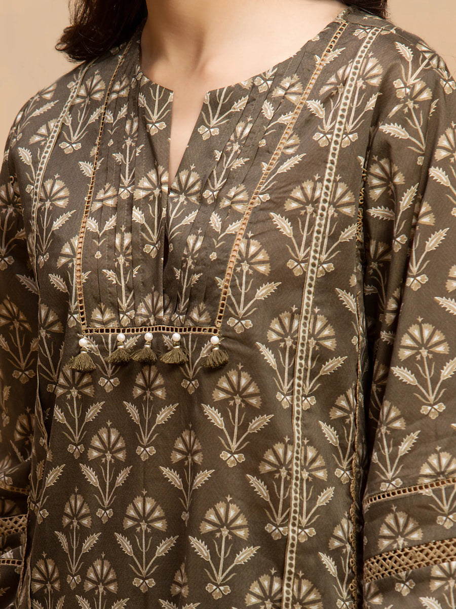 edenrobe Allure Unstitched Printed Khaddar 3Pc Suit EWU5A3-36022