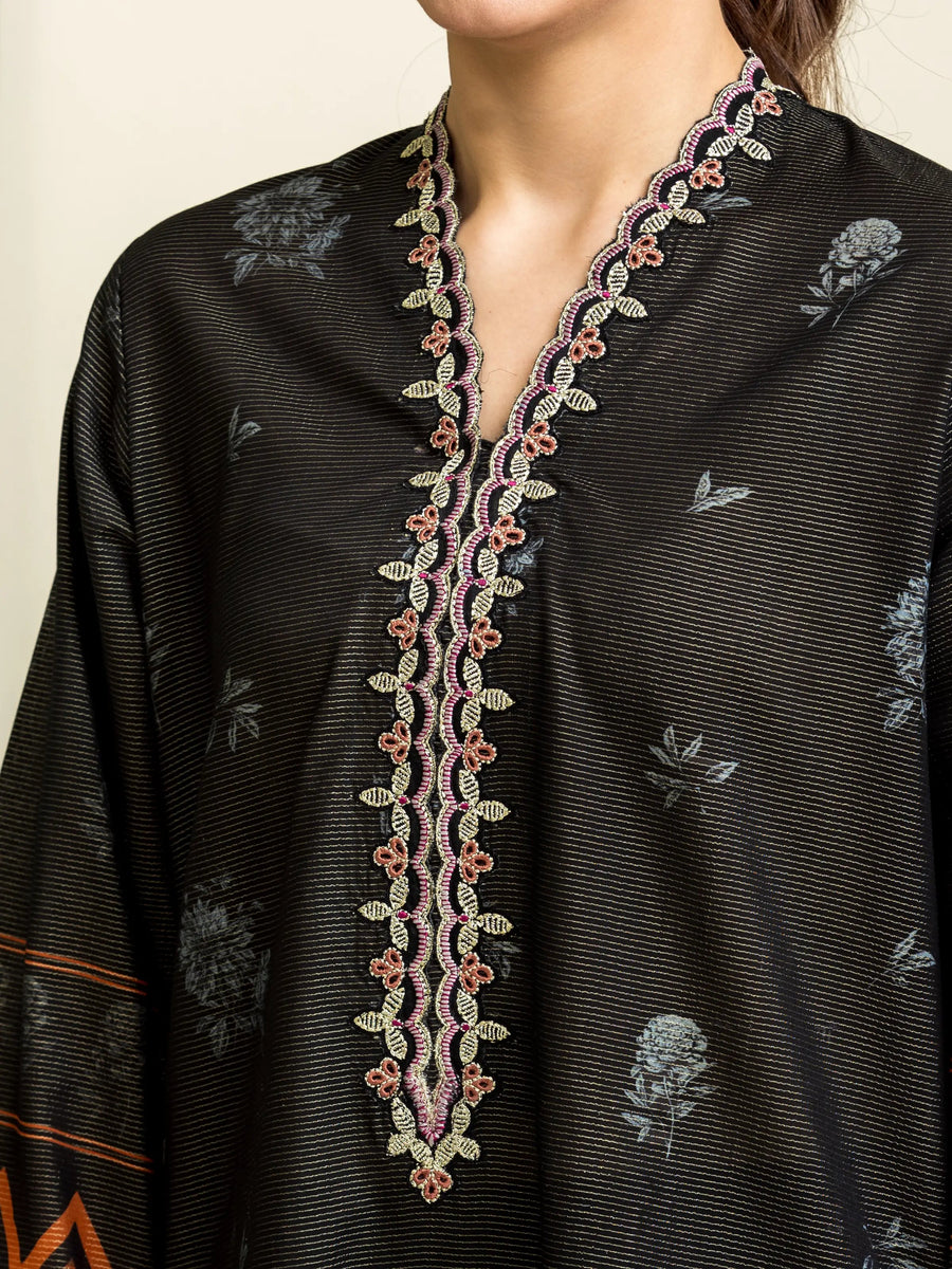 edenrobe Premium Embroidered Lawn Unstitched 3Pc Suit EWU5V1-31208