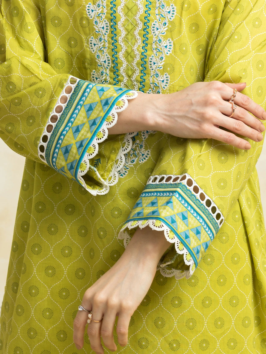 edenrobe Premium Embroidered Lawn Unstitched 3Pc Suit EWU5V1-31321