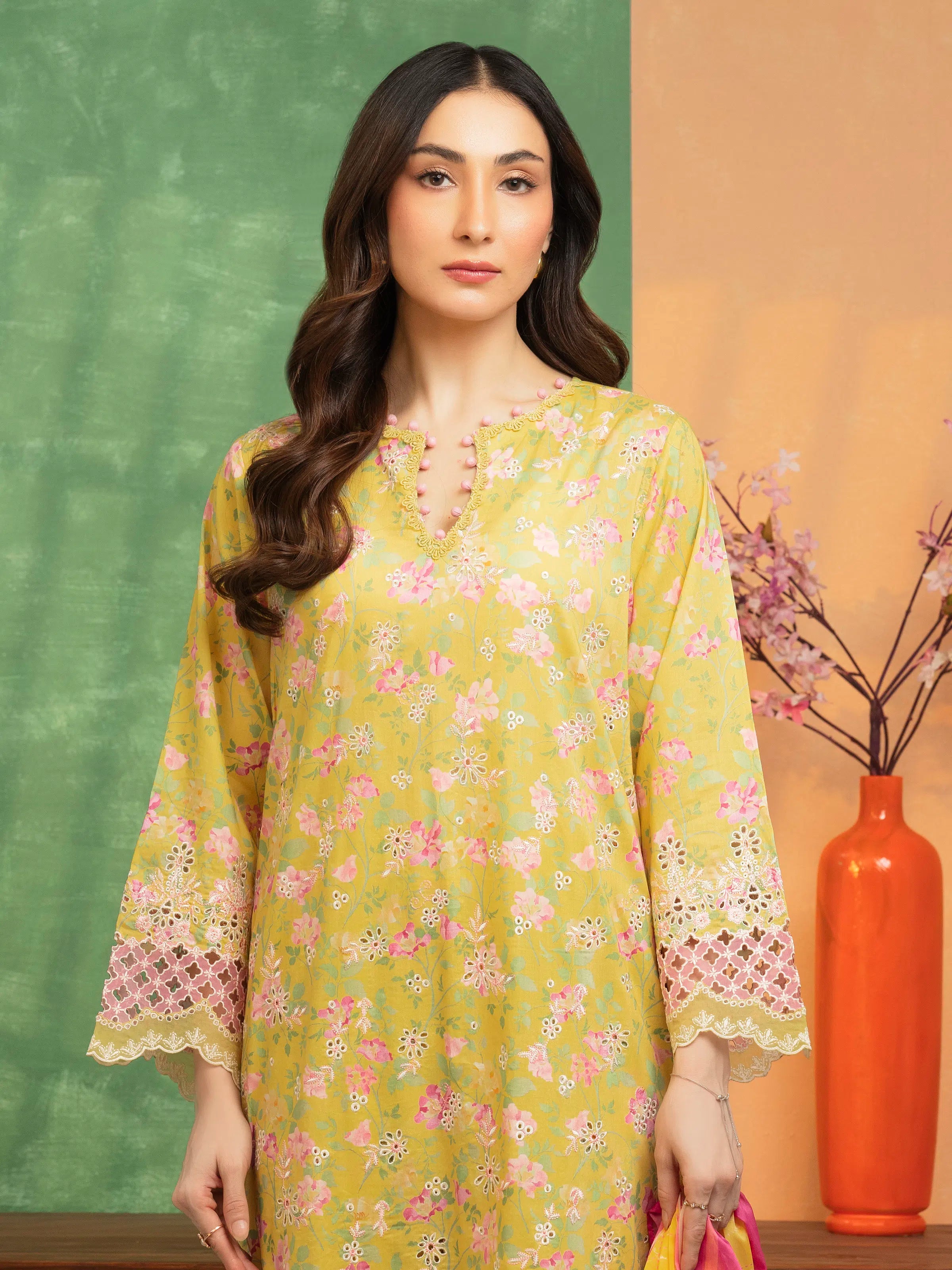 edenrobe Premium Embroidered Lawn Unstitched 3Pc Suit EWU5V1-31441