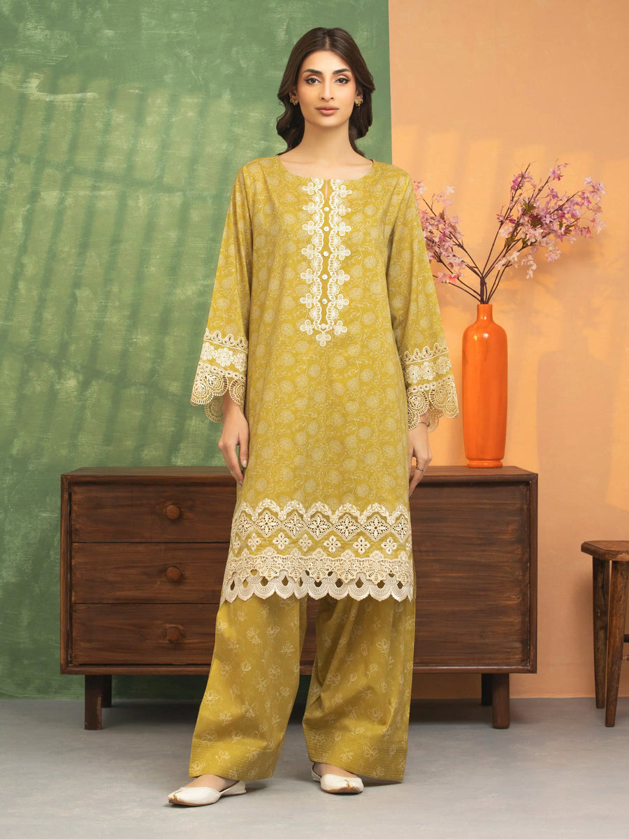 edenrobe Premium Lawn Unstitched Embroidered 2Pc Suit EWU5V1-31471ST