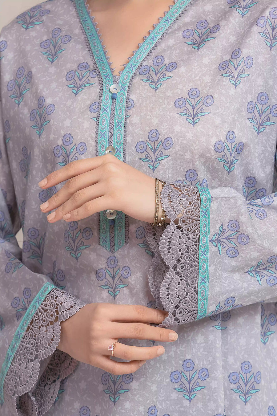 edenrobe Allure Lawn Unstitched Printed 3Pc Suit EWU6A1-36610