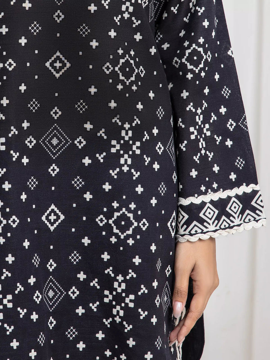 edenrobe Allure Unstitched Printed Khaddar 3Pc Suit EWU6A3-37085