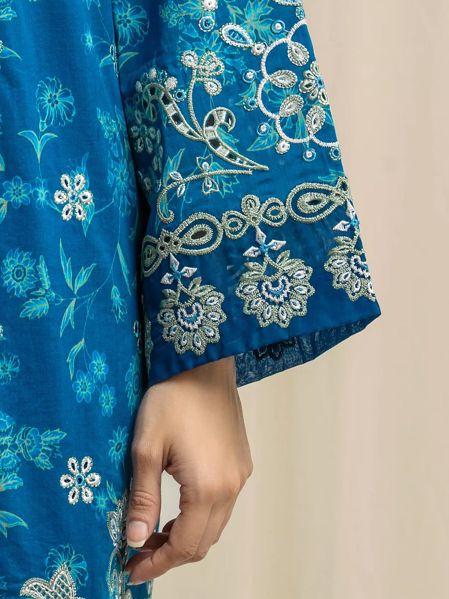 edenrobe Premium Embroidered Lawn Unstitched 3Pc Suit EWU6V1-33020