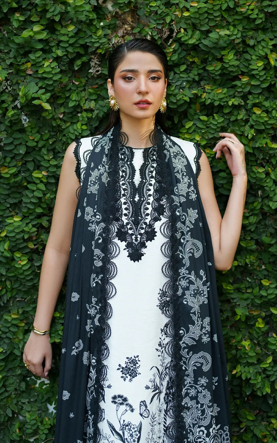 Asifa & Nabeel Meraki Embroidered Viscose Unstitched 3Pc Suit - Ember Glow