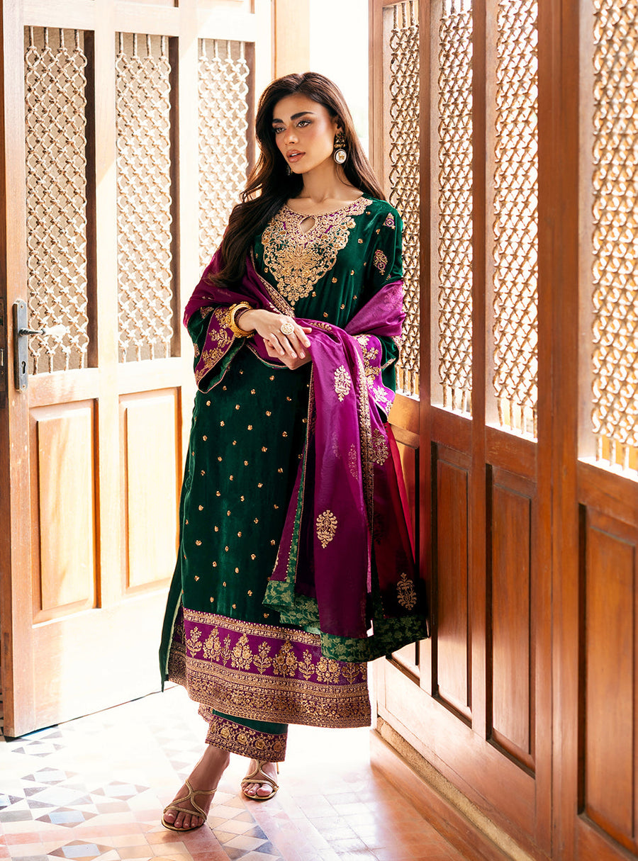Zainab Chottani Embroidered Velvet Unstitched 3Pc Suit - Esha