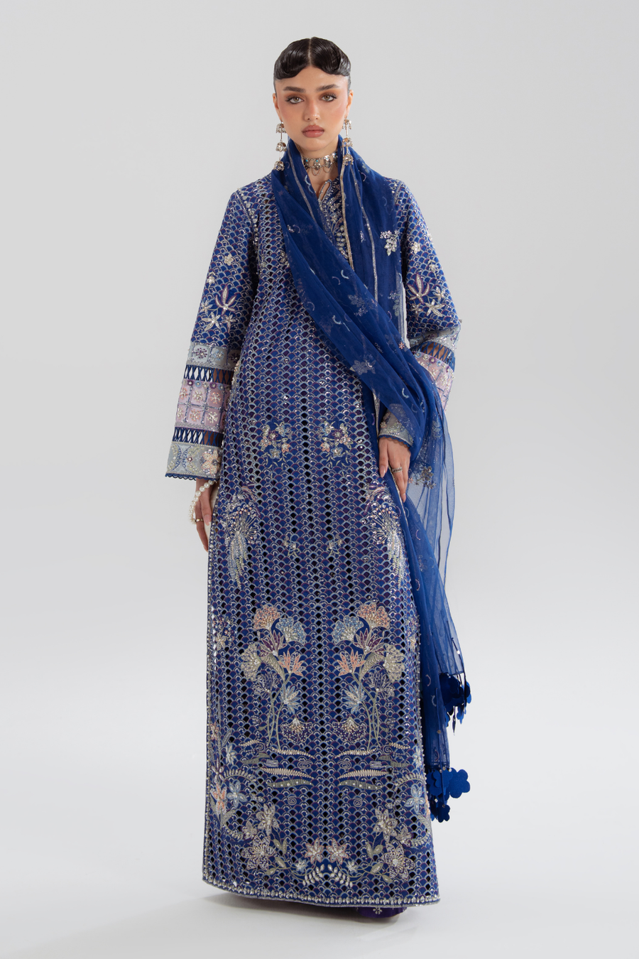 Soraya Silk Edit Embroidered Silk Unstitched 3Pc Suit - Évara