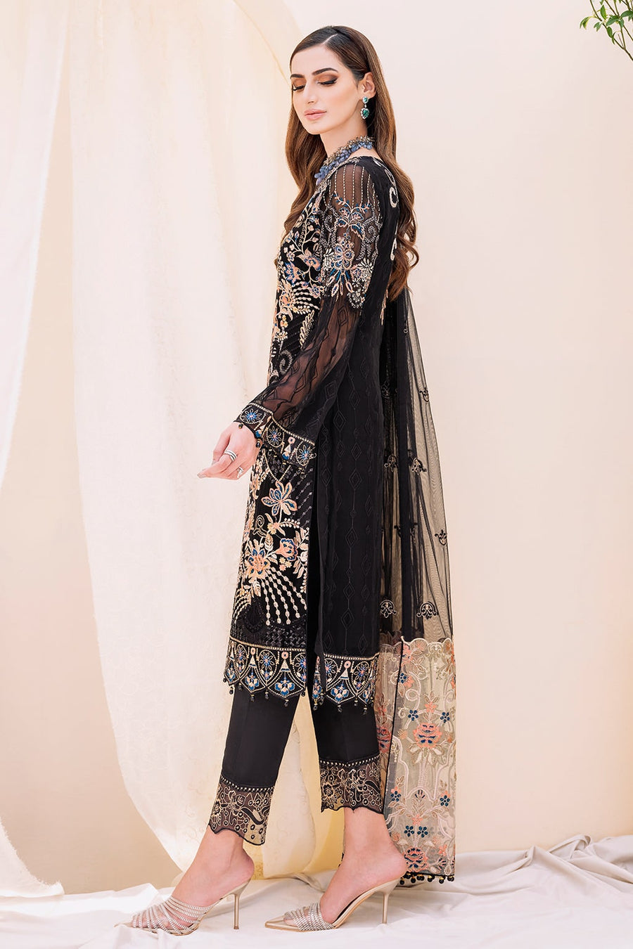 Ramsha Embroidered Chiffon Unstitched 3 Piece Suit F-2301