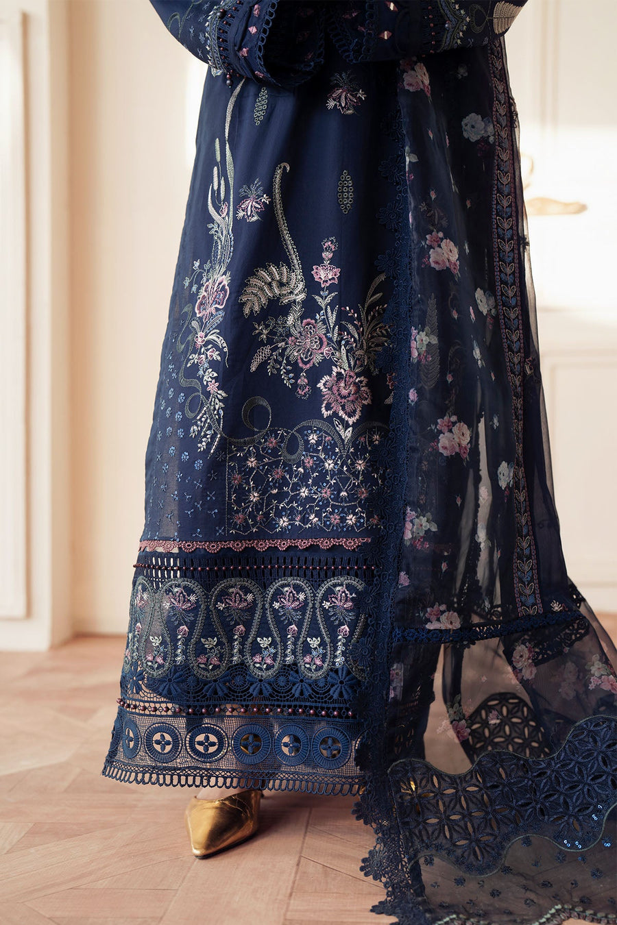 NUREH Feya Embroidered Lawn Unstitched 3Pc Suit FE-09