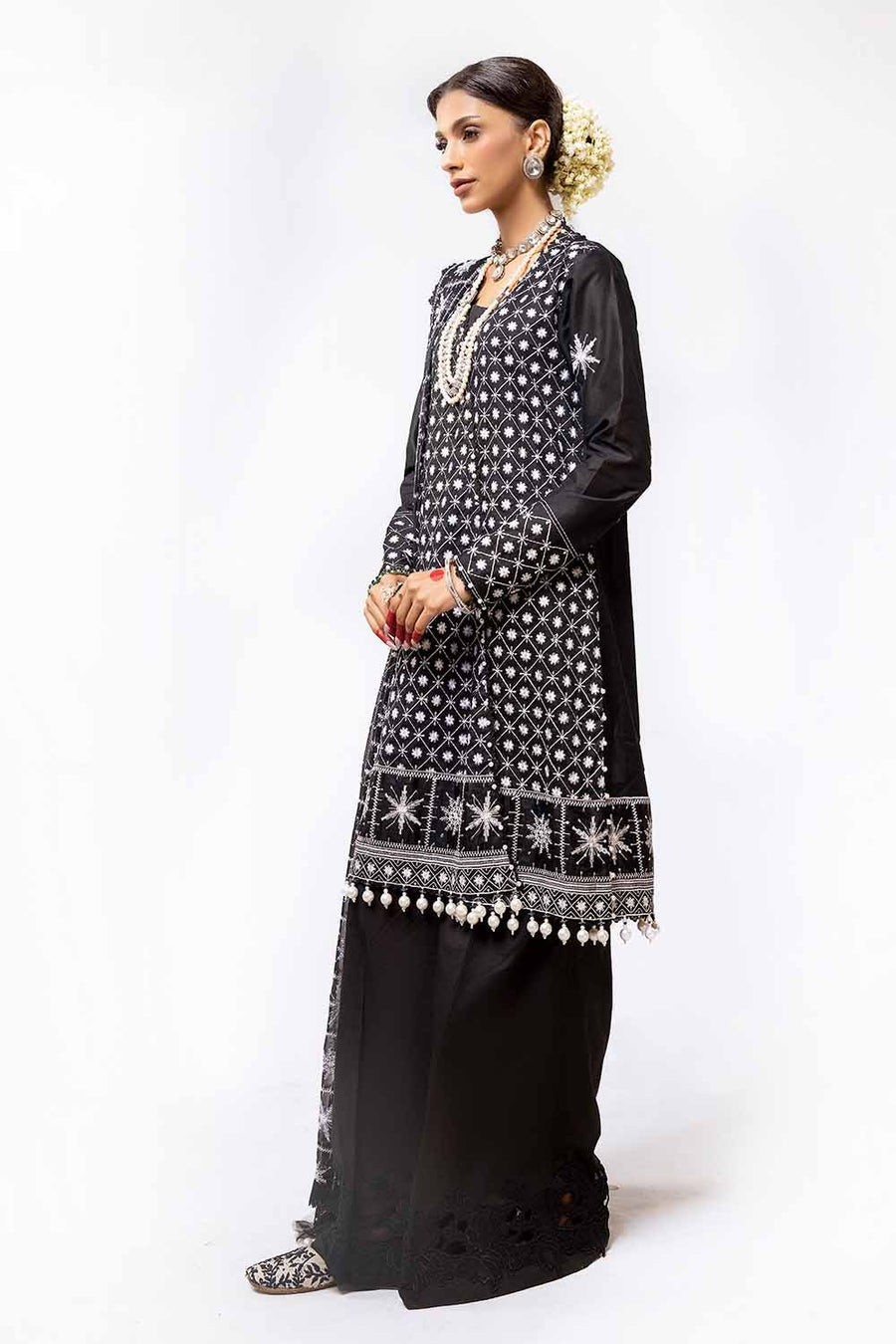 Gul Ahmed Sitara Embroidered Lawn Unstitched 3Pc Suit FE-42089