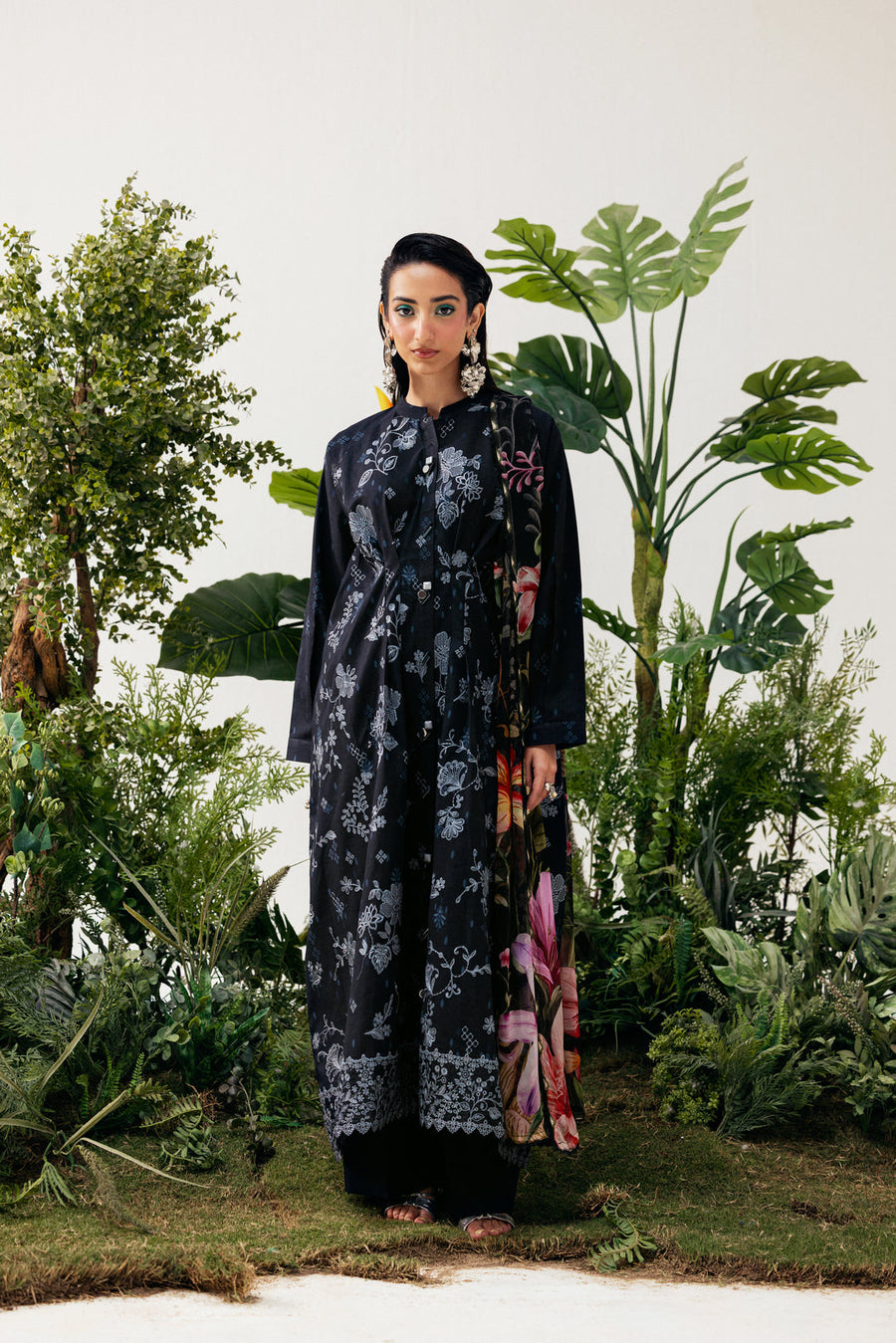 Zync by Florent PrintKaari Embroidered Lawn Unstitched 3Pc Suit FPK-3B