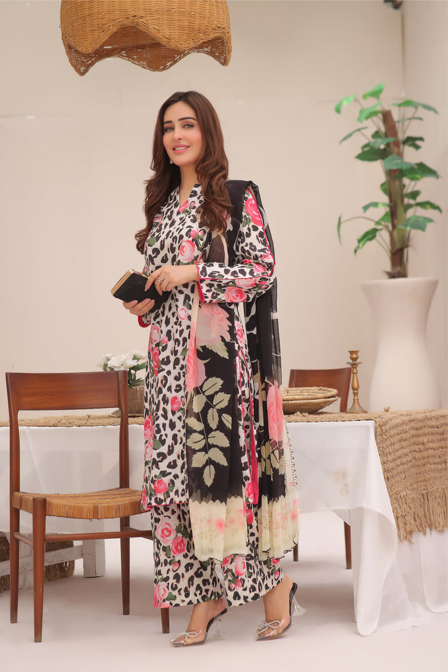 Feathers Unstitched Digital Printed Premium Lawn 3Pc Suit Farasha-FT257