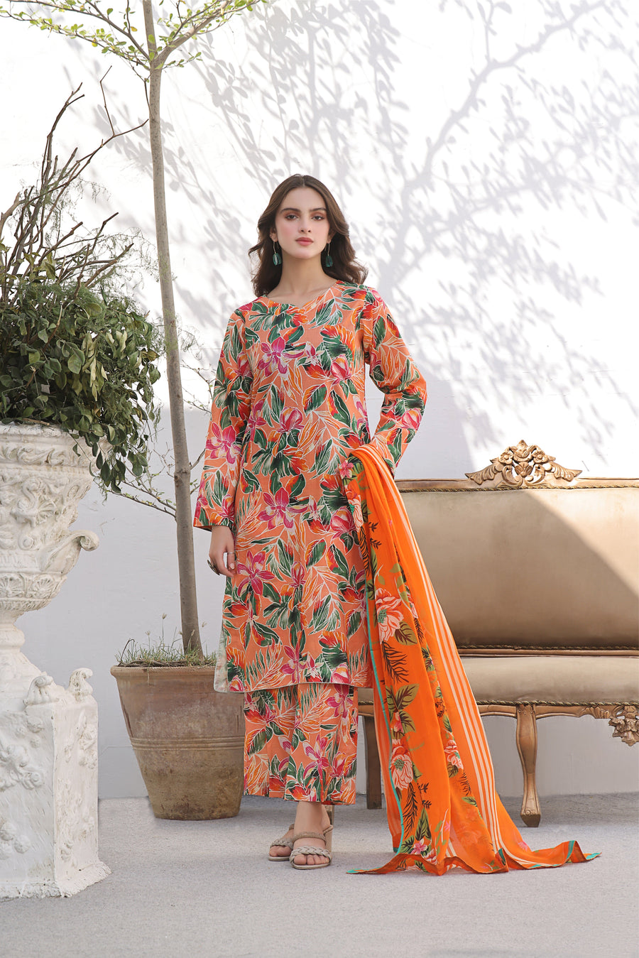 Feathers Unstitched Digital Printed Premium Lawn 3Pc Suit LINDA-FT348
