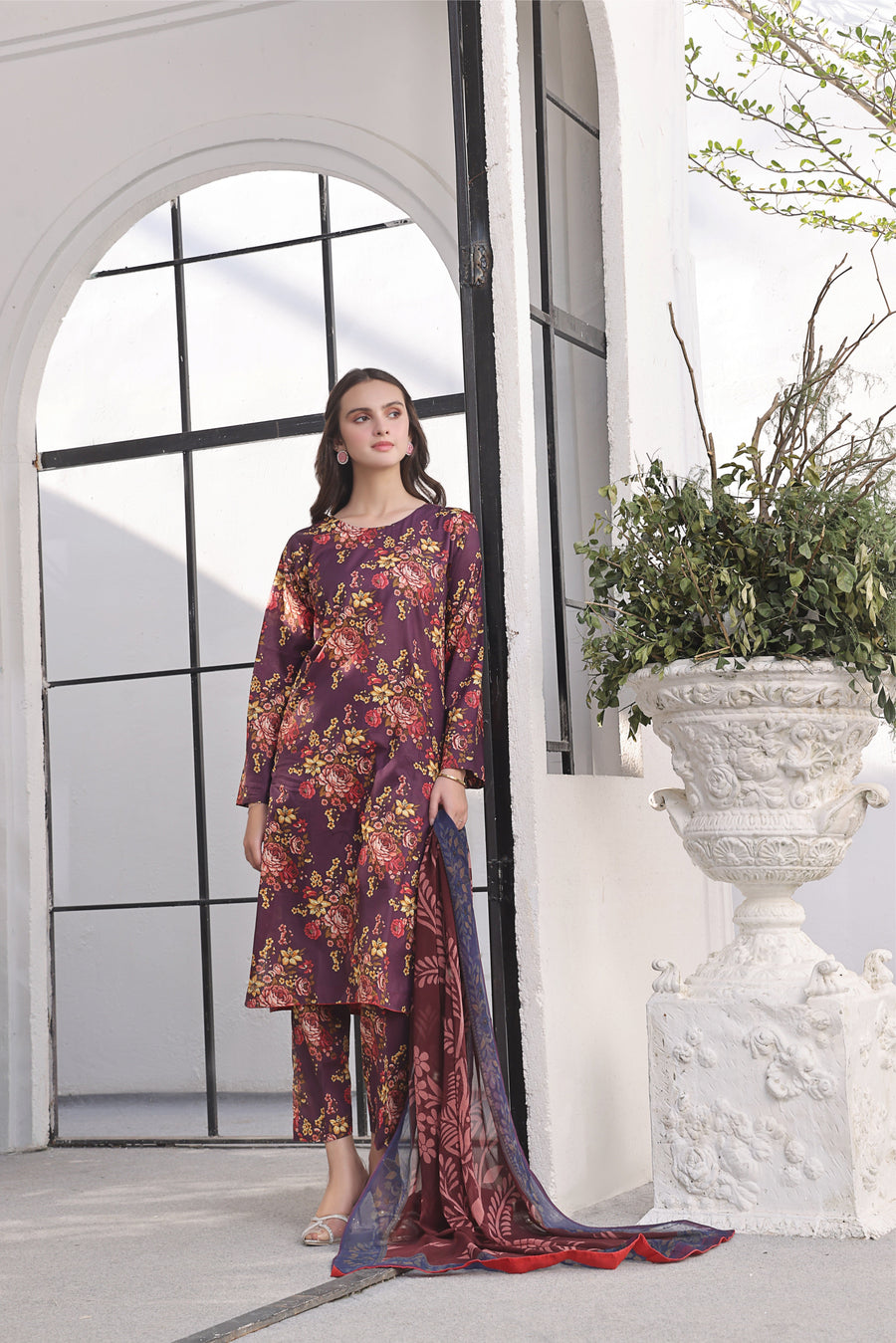 Feathers Unstitched Digital Printed Premium Lawn 3Pc Suit MAISIE-FT359