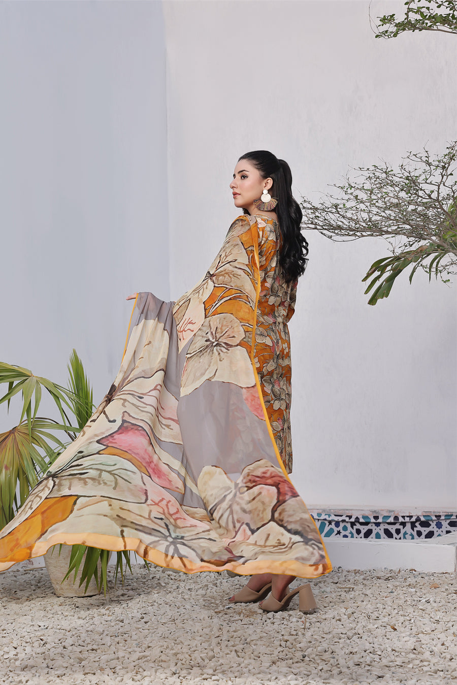 Feathers Unstitched Digital Printed Premium Lawn 3Pc Suit SNAPDRAGON-FT379