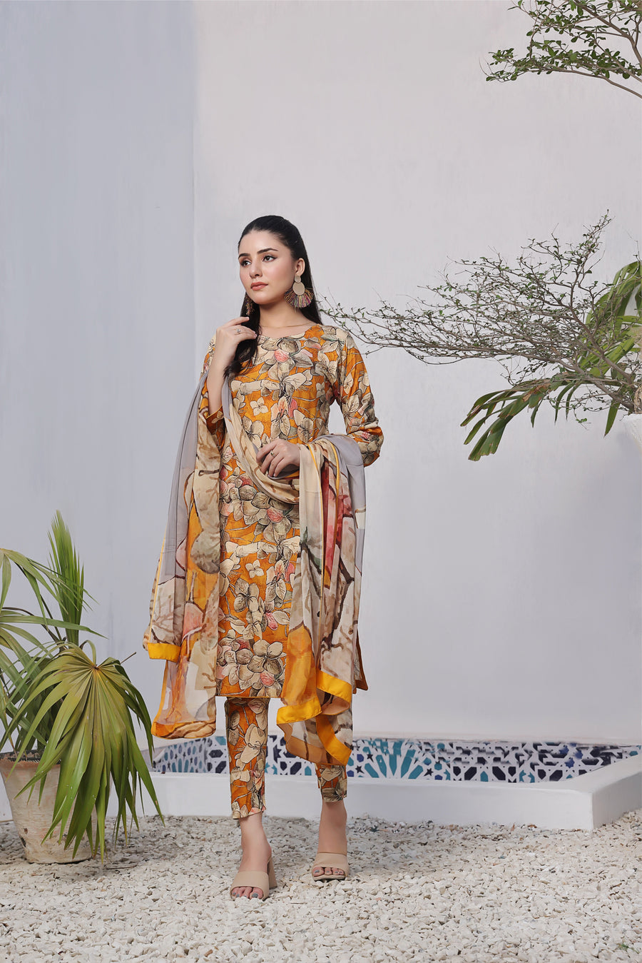 Feathers Unstitched Digital Printed Premium Lawn 3Pc Suit SNAPDRAGON-FT379