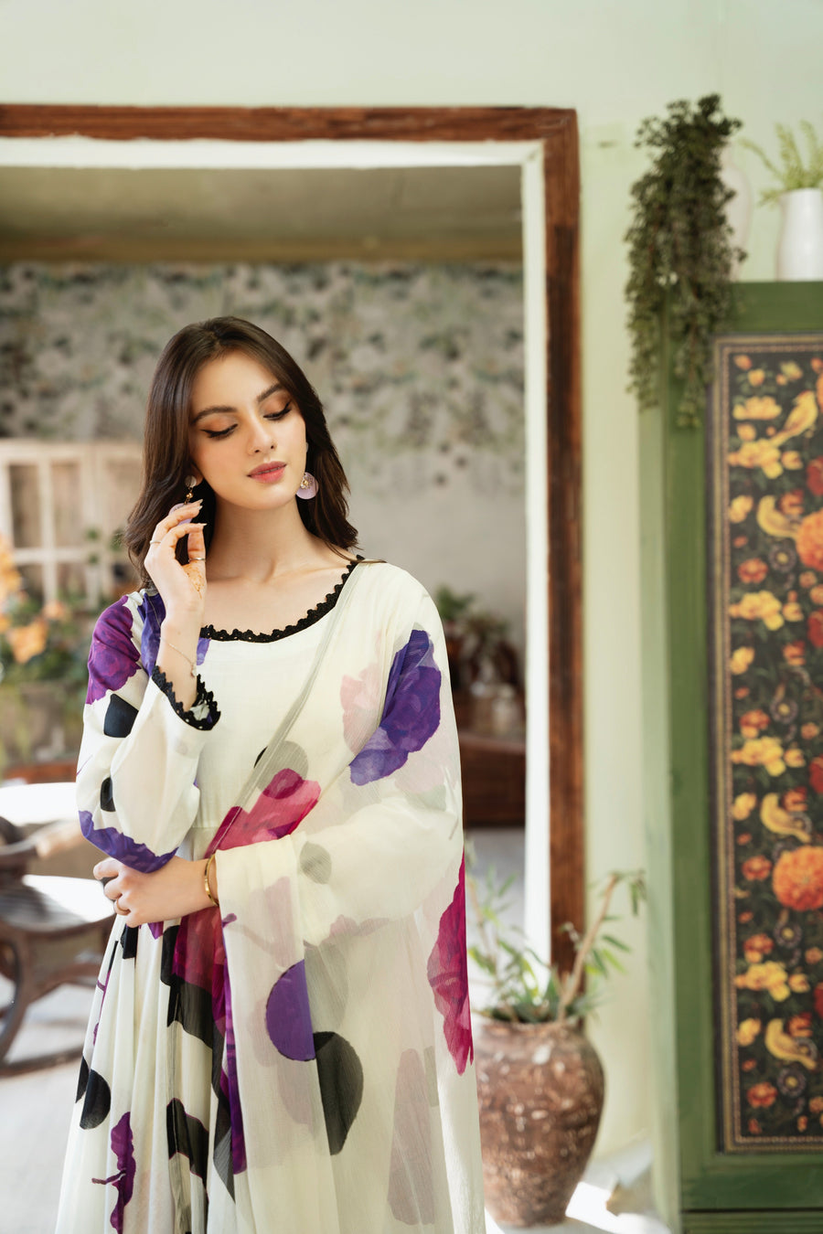 Feathers Chic Bella Unstitched Printed Lawn 3Pc Suit Polka-FT389