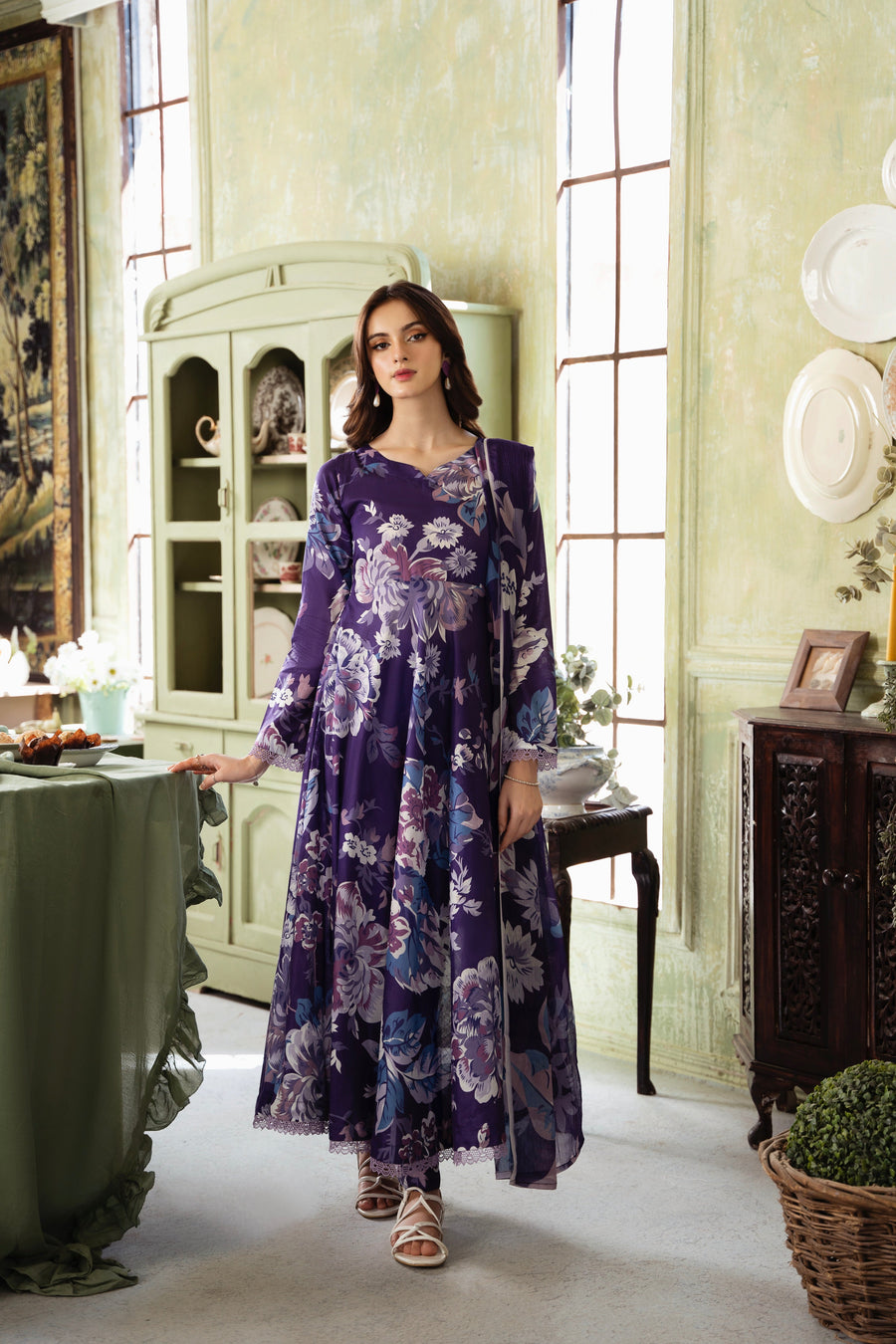 Feathers Chic Bella Unstitched Printed Lawn 3Pc Suit Mulberry-FT393