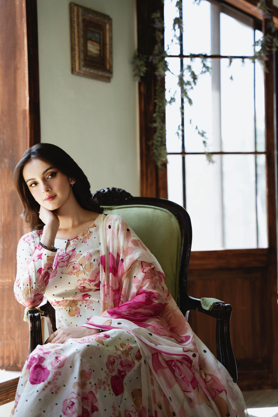 Feathers Chic Bella Unstitched Printed Lawn 3Pc Suit Christa-FT400
