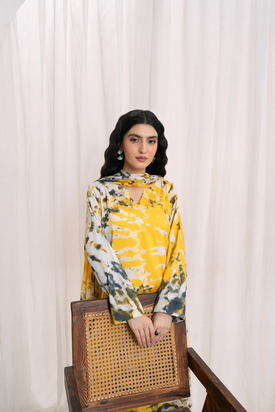 Feathers Frosty Fables Printed Viscose Unstitched 3Pc Suit LYNORE-FT561