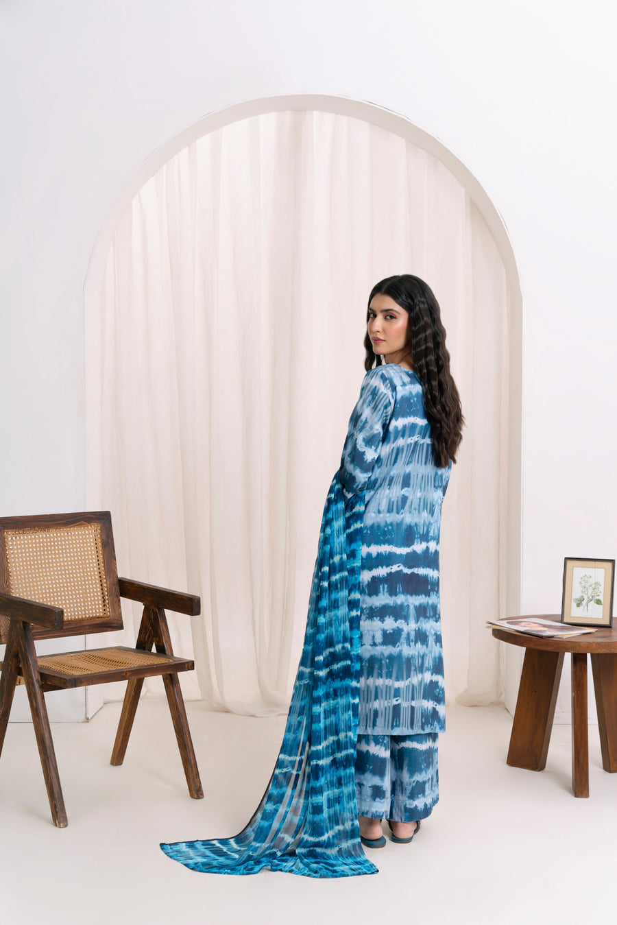 Feathers Frosty Fables Printed Viscose Unstitched 3Pc Suit EIRVEX-FT562