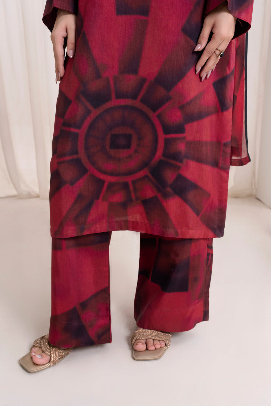 Feathers Frosty Fables Printed Viscose Unstitched 3Pc Suit CROVEN-FT563