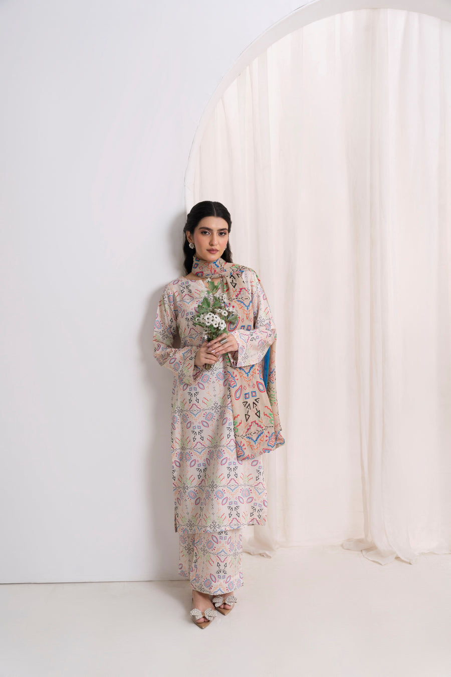 Feathers Frosty Fables Printed Viscose Unstitched 3Pc Suit TREVORNE-FT565