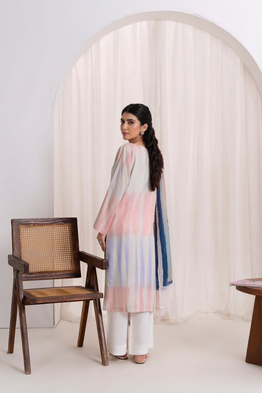 Feathers Frosty Fables Printed Viscose Unstitched 3Pc Suit FLYROS-FT566
