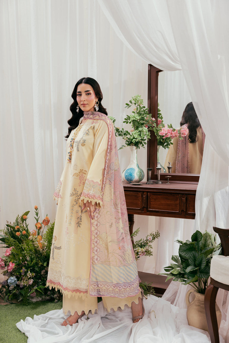 Zync by Florent Luxury Lawn Unstitched Embroidered 3Pc Suit FZL-6B