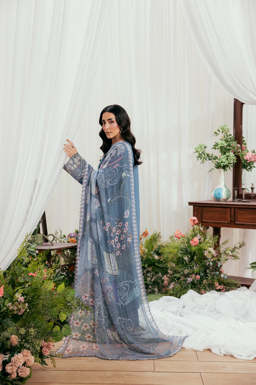Zync by Florent Luxury Lawn Unstitched Embroidered 3Pc Suit FZL-7A